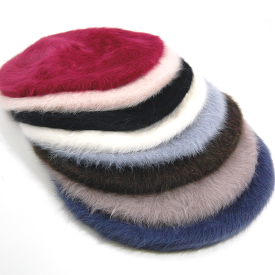 BERET_ANGORA_AW20_ALL_2.jpg